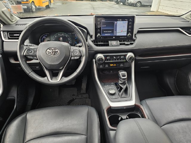 Used 2021 Toyota RAV4 Limited AWD/4WD image 17