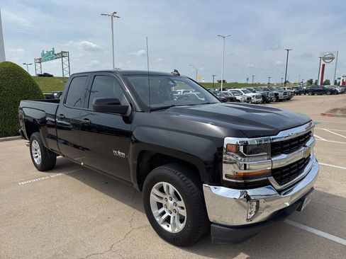 Used 2019 Chevrolet Silverado 1500 LT w/ Texas Edition image 3