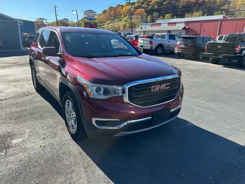Used 2018 GMC Acadia SLE image 3