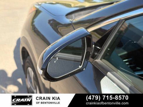 Certified 2022 Kia Niro EX FWD image 17