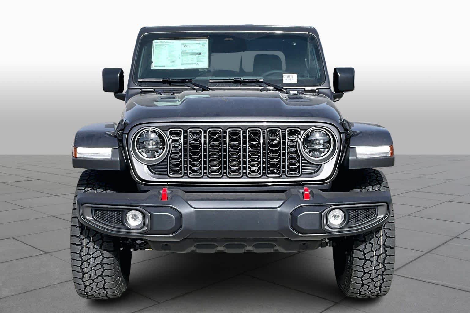 New 2026 Jeep Gladiator Rubicon w/ Steel Power Dome Hood Package AWD/4WD image 4