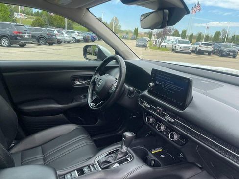 Used 2025 Honda HR-V EX-L image 7