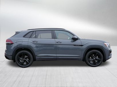 New 2026 Volkswagen Atlas Cross Sport SEL R-Line