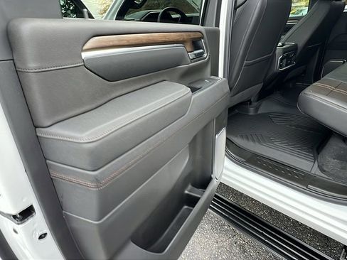 New 2025 Chevrolet Silverado 2500 High Country w/ High Country Premium Package image 17