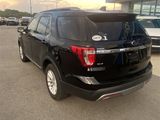 Used 2017 Ford Explorer XLT w/ Equipment Group 202A image 4