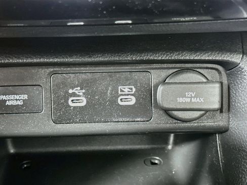Used 2025 Honda Civic Sport image 25