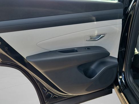 New 2026 Hyundai Tucson SE image 10