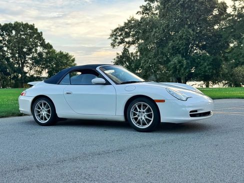 Used 2004 Porsche 911 Carrera 4 AWD/4WD image 5