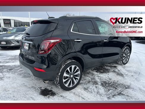 Used 2022 Buick Encore Preferred w/ Safety Package image 4