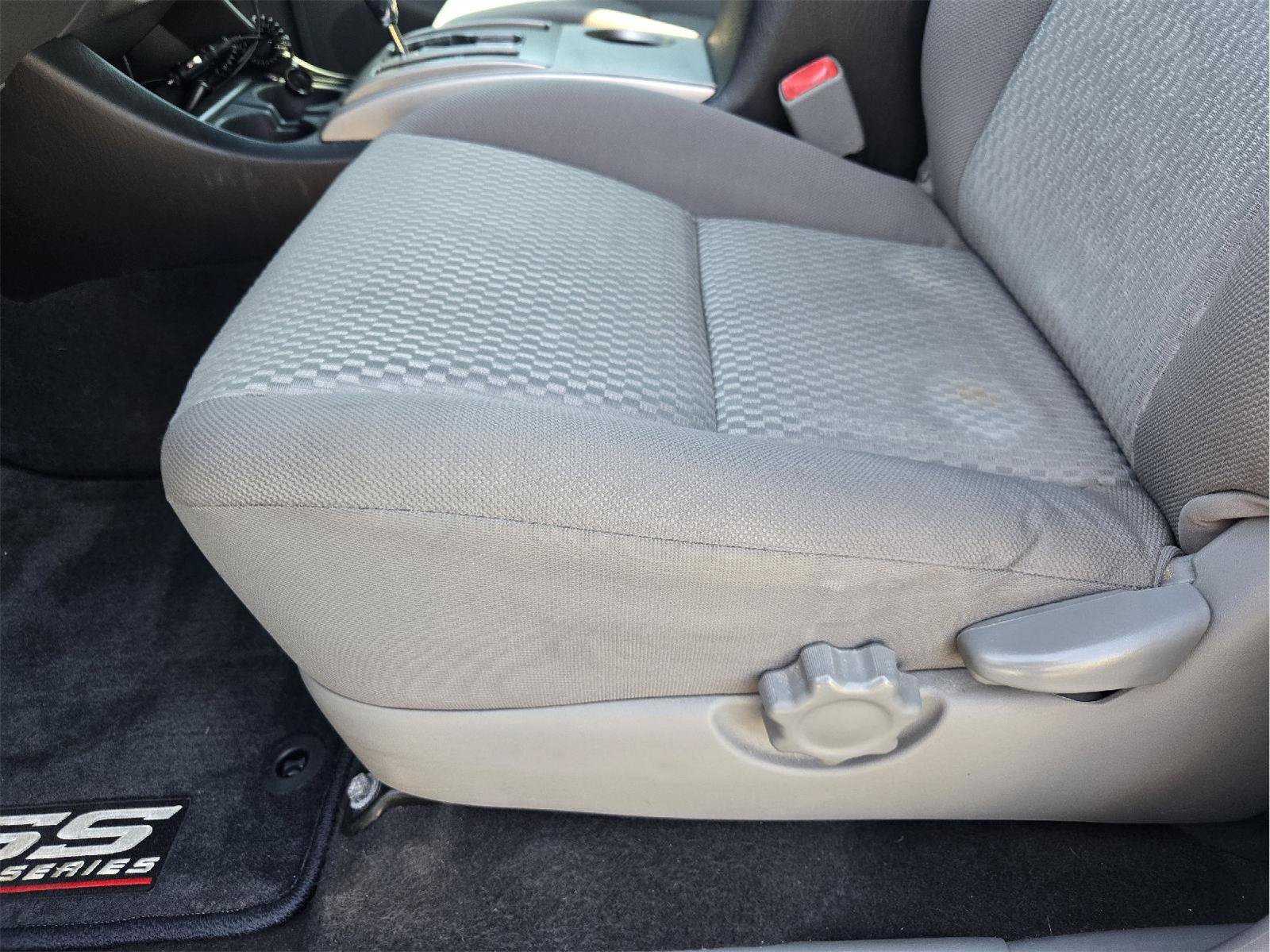 Used 2014 Toyota Tacoma PreRunner w/ SR5 Package RWD image 21