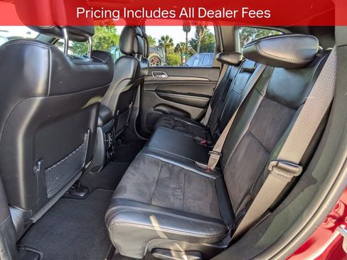 Used 2020 Jeep Grand Cherokee Altitude RWD image 14
