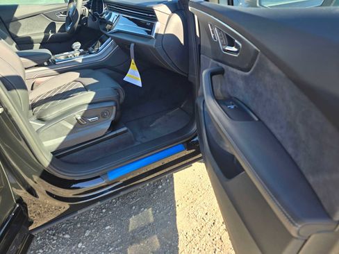 New 2026 Audi SQ7 Prestige image 10