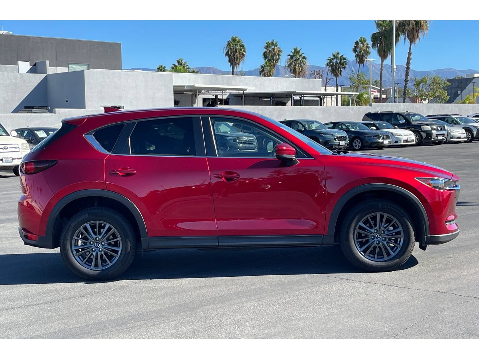 Used 2020 MAZDA CX-5 Touring FWD image 8