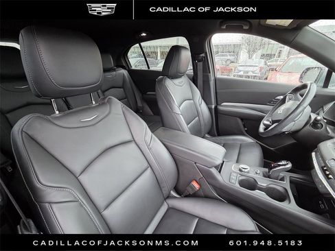 Certified 2023 Cadillac XT4 Premium Luxury image 21
