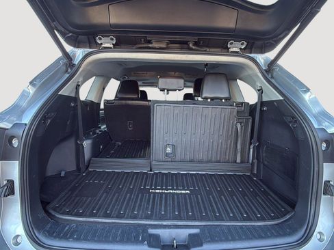 Used 2022 Toyota Highlander XLE image 21