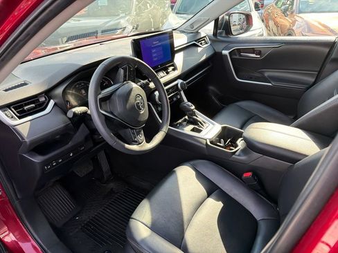Used 2023 Toyota RAV4 XLE Premium AWD/4WD image 22