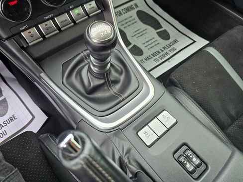 Used 2024 Toyota GR86 Premium image 25