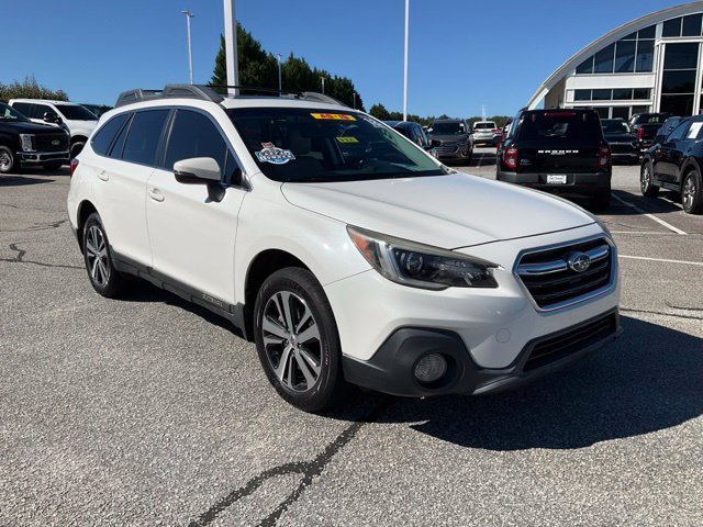 Used 2018 Subaru Outback 2.5i Limited AWD/4WD image 3
