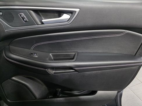 Used 2024 Ford Edge Titanium w/ Equipment Group 301A image 13