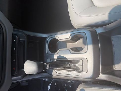Used 2022 Chevrolet Colorado W/T w/ WT Convenience Package AWD/4WD image 28