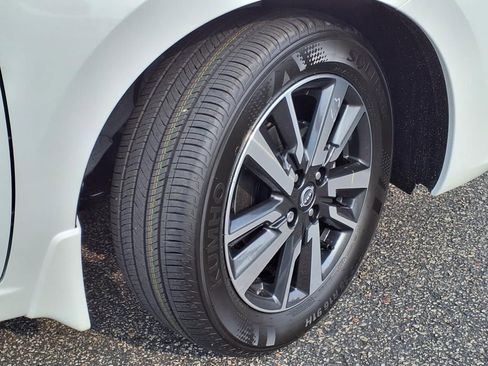 New 2025 Nissan Versa SV w/ Trunk Package image 6