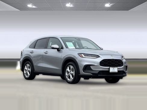 Used 2025 Honda HR-V LX image 6