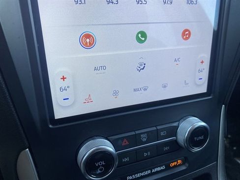 Certified 2023 Ford Edge SEL image 21