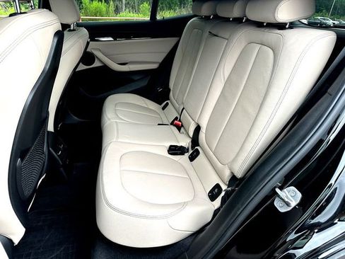 Used 2023 BMW X2 sDrive28i w/ Premium Package 2 FWD image 19