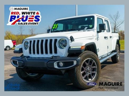 Used 2021 Jeep Gladiator Overland w/ Uconnect 4C Nav & Sound Group AWD/4WD image 1