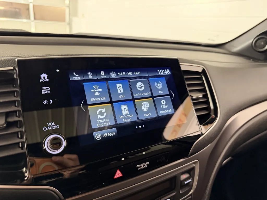 Used 2025 Honda Passport EX-L image 24