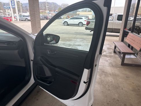 New 2026 Ford Escape Active image 15