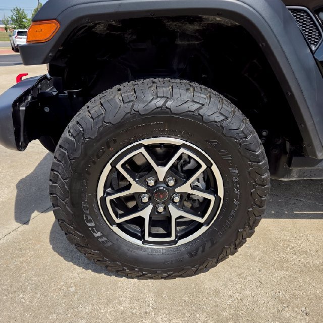 Used 2026 Jeep Wrangler Unlimited Rubicon AWD/4WD image 10