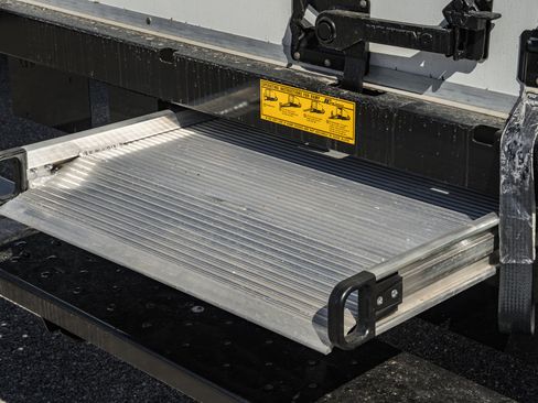 New 2026 Ford E-450 and Econoline 450 Super Duty w/ Power Equipment Group RWD image 9