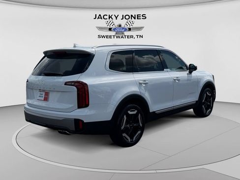Used 2024 Kia Telluride S w/ S Sunroof Package FWD image 5