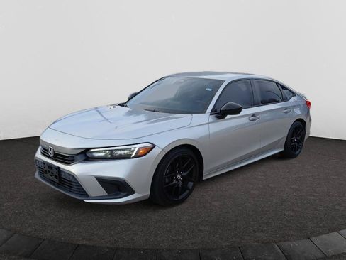 Used 2022 Honda Civic Sport image 3