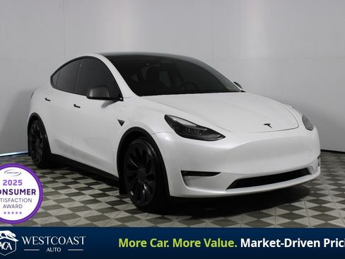 Used 2022 Tesla Model Y Performance AWD/4WD image 1
