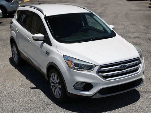Used 2017 Ford Escape Titanium AWD/4WD image 9