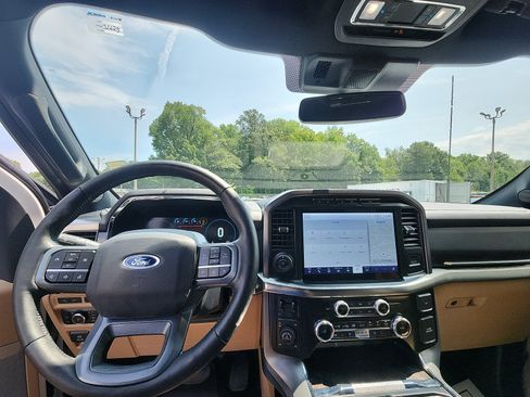 Used 2023 Ford F150 Lariat w/ Max Trailer Tow Package AWD/4WD image 20