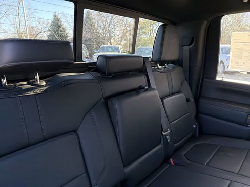 Certified 2022 Chevrolet Silverado 2500 High Country w/ Technology Package image 14