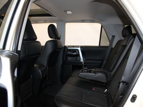 Used 2023 Toyota 4Runner Limited AWD/4WD image 9