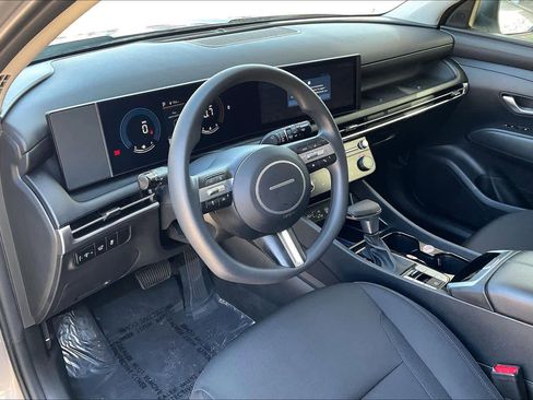 Certified 2025 Hyundai Tucson SEL image 16