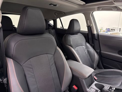 Certified 2024 Subaru Crosstrek 2.5i Limited w/ Crosstrek Mirror Package image 25