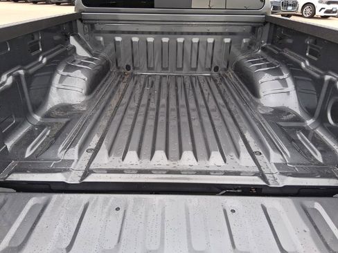 New 2026 Nissan Frontier S image 7