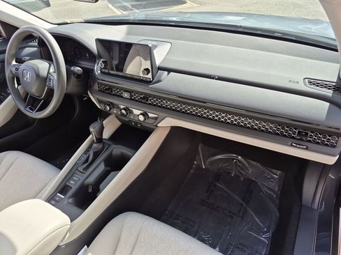Used 2023 Honda Accord LX image 31