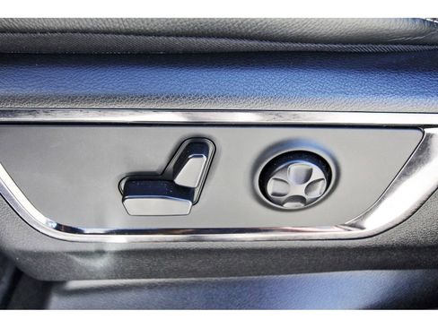 Used 2024 RAM 1500 Limited w/ Body Color Bumper Group image 28