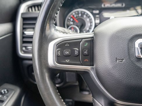 Used 2019 RAM 1500 Big Horn AWD/4WD image 25