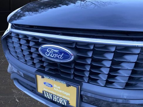 Certified 2025 Ford Escape Platinum image 45