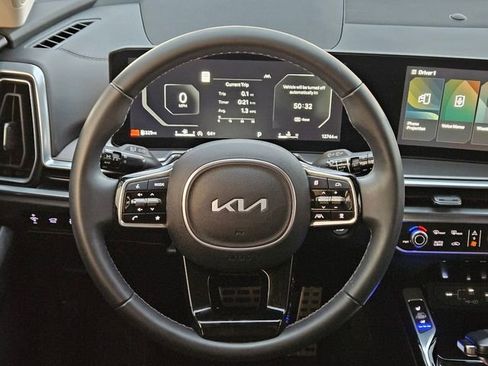 Used 2024 Kia Sorento SX image 12