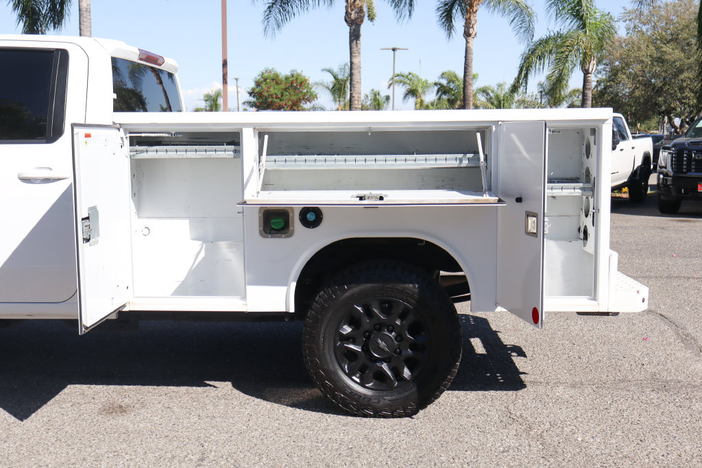 Used 2022 Chevrolet Silverado 2500 LT w/ Convenience Package AWD/4WD image 6