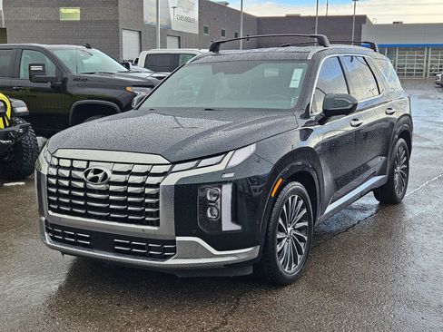 Used 2023 Hyundai Palisade Calligraphy image 8